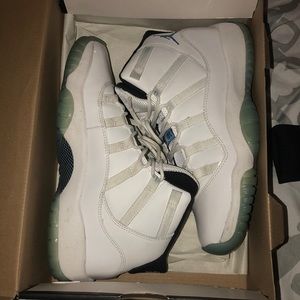 Legend Blue 11s/ Columbia 11s